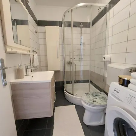 아파트 Apartman Tia 자다르