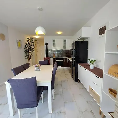 Apartman Tia 아파트 자다르